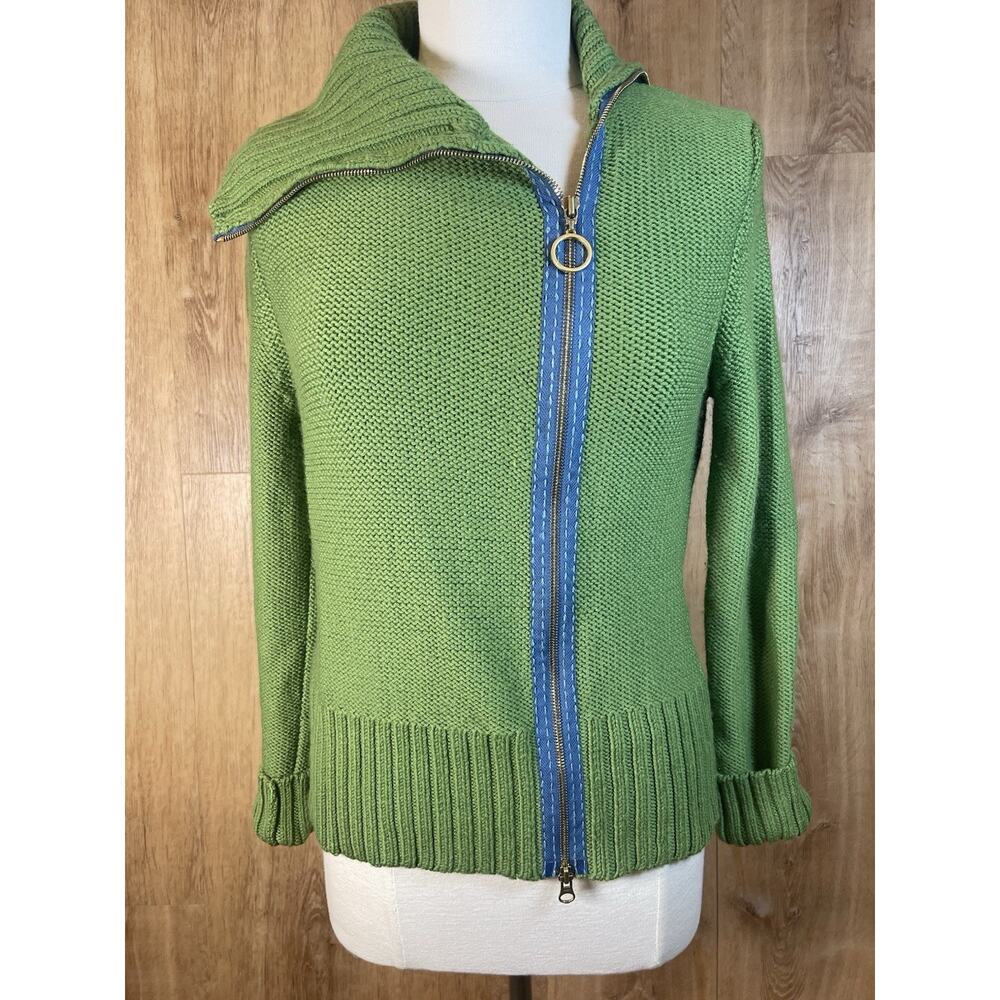 Y2K Escada Sport Green Asymmetrical front zip sweater w Heart detail